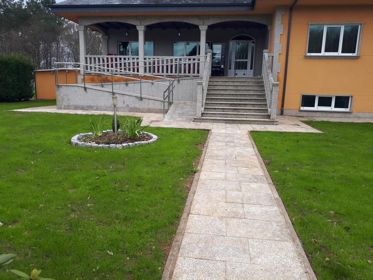Pension Vilanova Sigueiro Luaran gambar