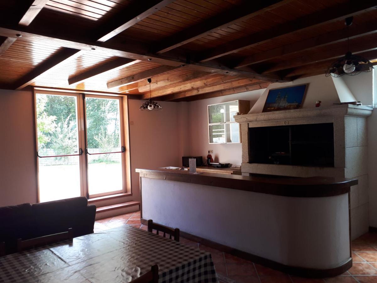 Pension Vilanova Sigueiro Luaran gambar